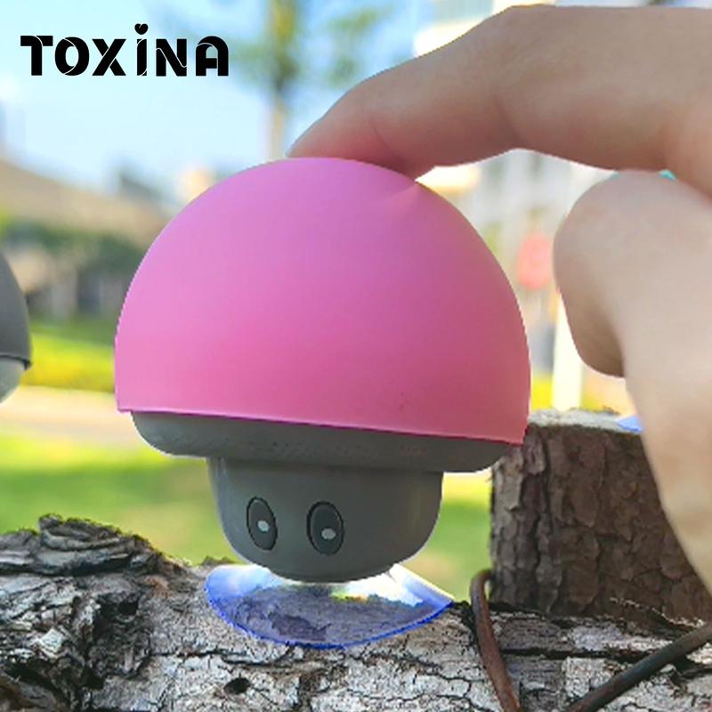 Charging Mushroom Head Portable Bluetooth Speakers , Loud Sound, Mobile Phone Stand, Suction Cup, Small Bluetooth Speaker with Wireless Stereo Pairing, Mini Gifts for Kids, Teen, Girls, Boys, Women，Mobile phone holder,smartphone speaker. Audio Button