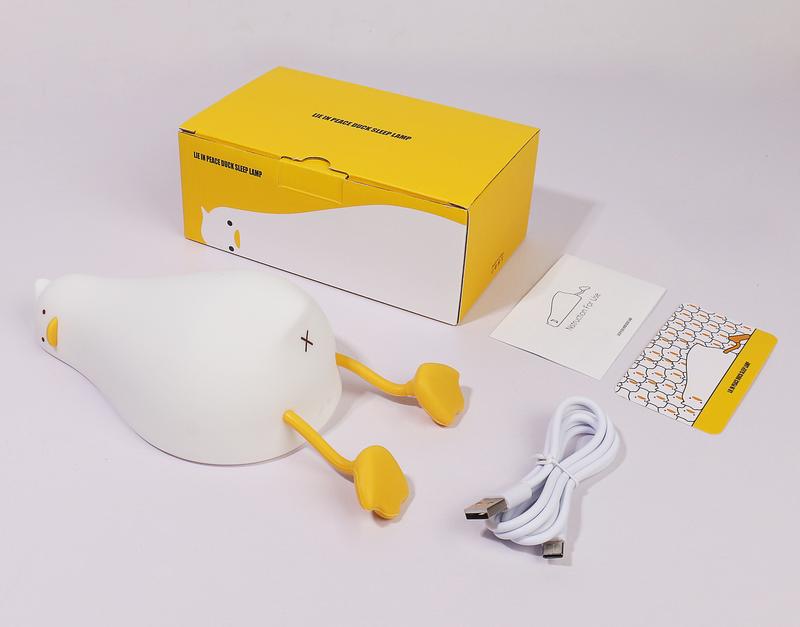 Soft Silicone USB Night Light in Yellow Duck Design, Featuring Three-Color Dimming, Cozy Bedside Lamp